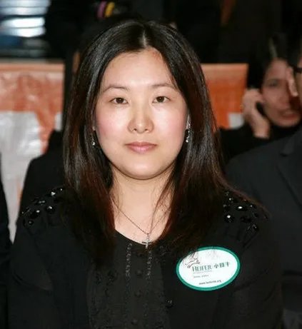 伏明霞的老公是谁大揭秘   伏明霞婚后豪门生活备受关注