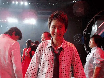 主持人杨帆结婚照曝光  英俊小伙迷倒万千少女