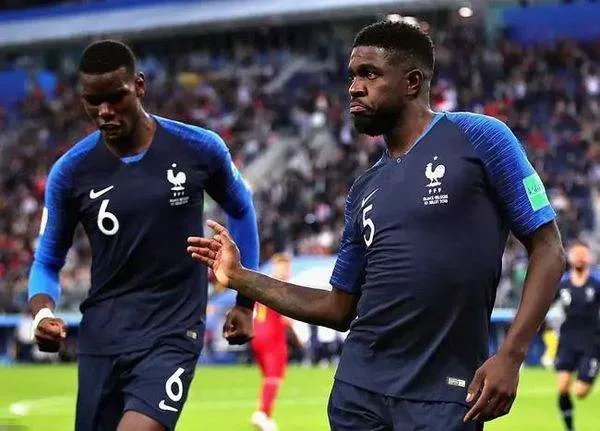 比利时对法国几点开始踢