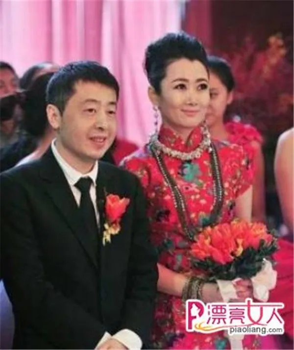 贾樟柯前妻朱炯资料什么时候离婚的 贾樟柯现任妻子是谁咋认识的