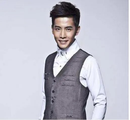 李逸朗与蒋雅文结婚了吗 女方曾发文澄清两人没在一起过