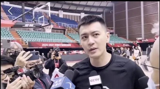 辽宁男篮纸面实力占优，总决赛第一场到底输在了哪里？