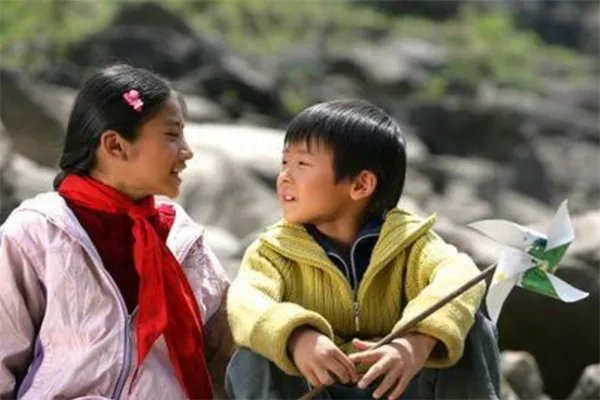 十大关于山村贫困学生的微电影:触动心灵,第五走钢索上学