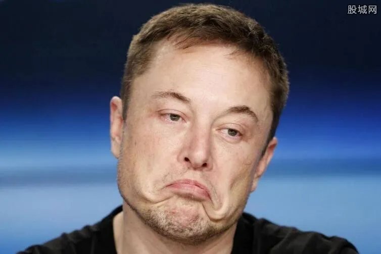 马斯克再怼联合会 钢铁侠频频怒怼堪称狂人