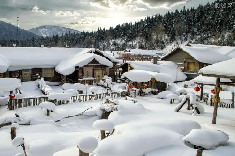 雪乡明码标价宰客 一家三口玩转雪乡需要两万块才够