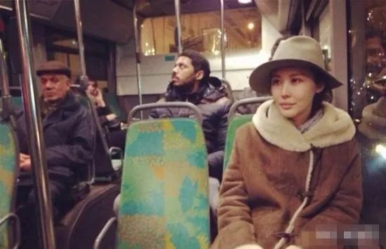 王石田朴珺晒合照  用行动力破网络流言