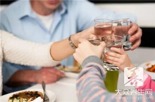 4吃4不吃有效防肝癌