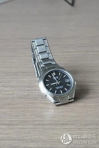 简单干净商务范儿:CASIO 卡西欧 LIW-120DJ-1AJF 男款光动能腕表