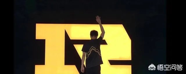 如何看待RNG主场为Letme举办的退役仪式？