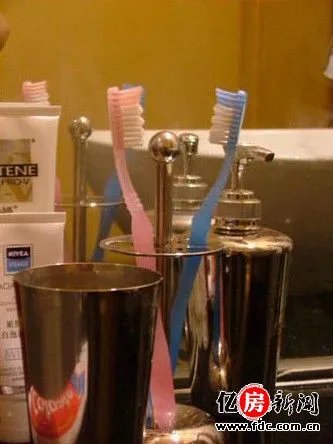 只为刘亚男王海川推荐 22图秀新婚美少妇复式婚