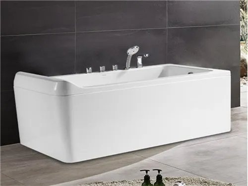 浴缸的尺寸一般是多少