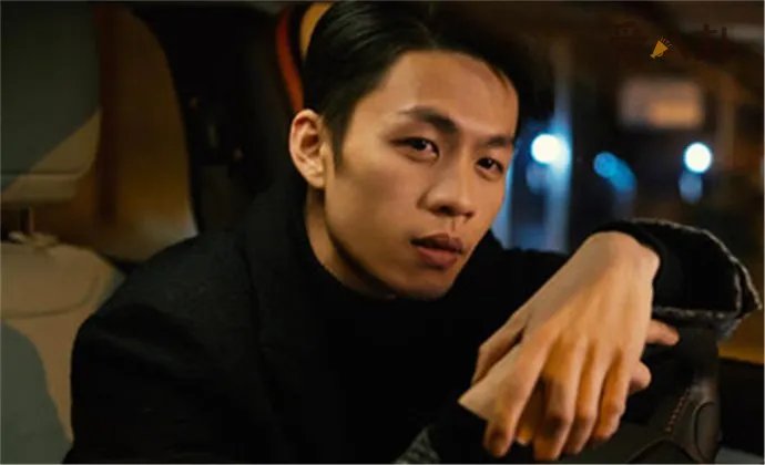 李鸿其的女友是姜珮瑶吗 李鸿其李亦捷分手的原因