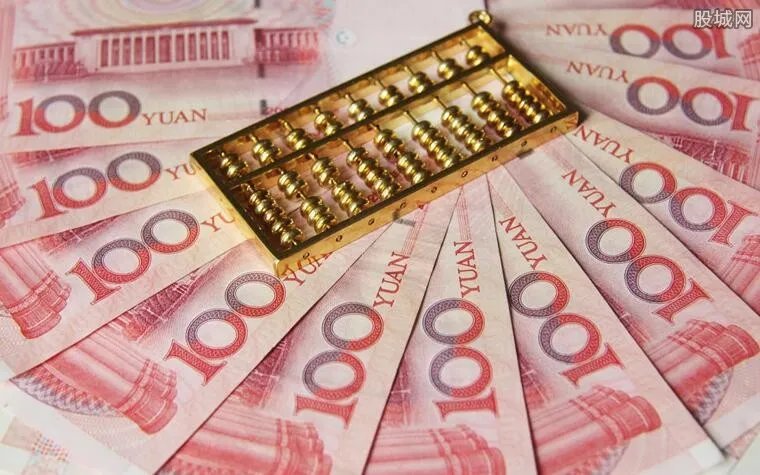 为什么近期黄金疯涨 来了解其中的原因