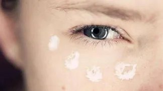 抽脂去眼袋费用多少钱