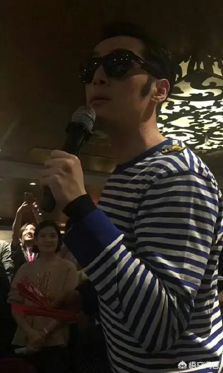 胡歌现某公司年会，到底现身的是哪家公司？