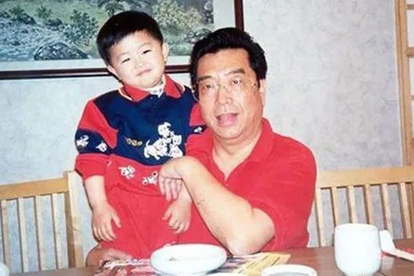 李天一另外四人是谁 其他人没有这样的明星父母