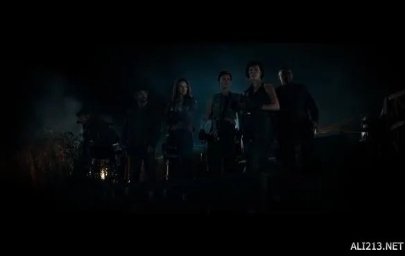 电影《生化危机6》中文正式预告 女主回归自带BGM