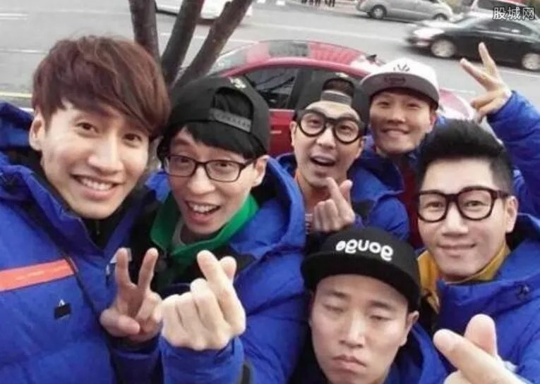 李光洙道别gary真暖心 李光洙宋仲基到底什么关系