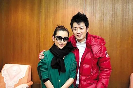 李冰冰晒合照为任泉庆生,两人的关系是有多好?