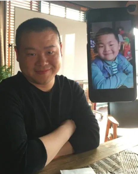 岳云鹏撞脸烧烤哥：7个撞脸岳云鹏的人（图）