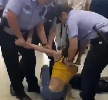 芒果TV与大闹火车站演员解约