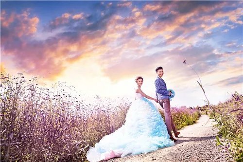 青岛婚纱摄影团购网推荐  青岛口碑好的婚纱摄影