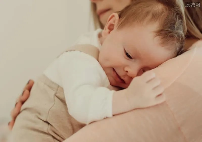 将女儿交给保姆后女子失联3年 真相让人惊愕！