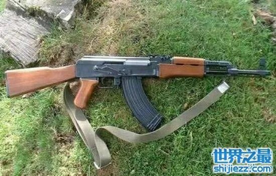 美媒评五种最厉害的枪械，让你感受一下什么是战场。 