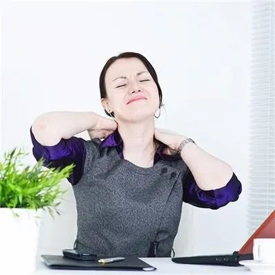 功能性鼻内窥镜手术后鼻骨突出怎么办