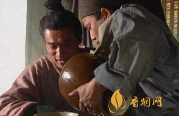 武松喝十八碗是什么酒 武松在一家酒店连吃了十几碗什么