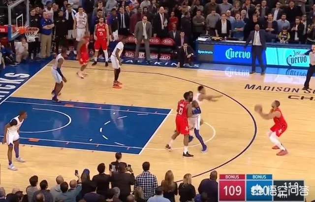 哈登61分生涯得分新高，戈登关键三分反超比分，如何评价？