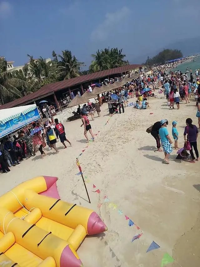 三亚湾和亚龙湾，哪个更好一些？