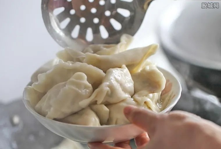 臧健和逝世 回顾湾子码头创办人传奇的一生