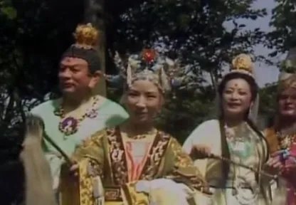 黎山老母在神界的地位怎么样？黎山老母的真身是什么？