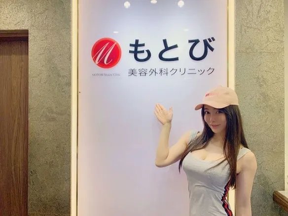 日本健身辣妹涉谷由里：身材火辣运动照叫人脸红心跳！