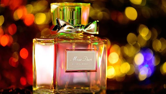 迪奥毒药香水一共几款 什么是毒药香水