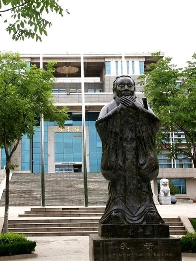 山东青年政治学院怎么样？