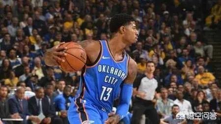 库里新赛季首秀集锦，20投11中，三分9中5，你怎么看库里的表现？