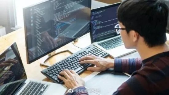 官方揭秘网络水军：一次好评一元 评论越真报酬越高