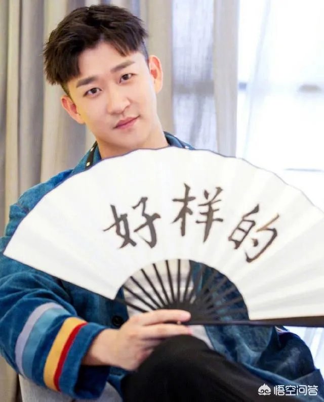 唐菀与曹云金离婚后迅速复出拍戏，你怎么看？