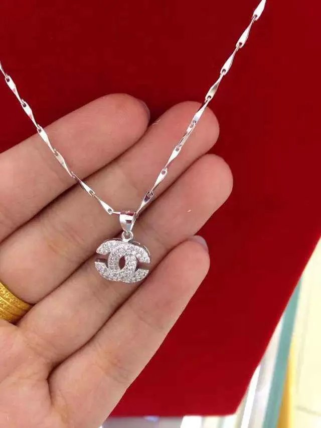 s925项链价格是多少2017 s925的银会变黑吗