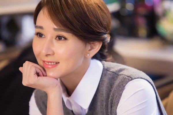 胡静风光大嫁进豪门，现在怎么样了？