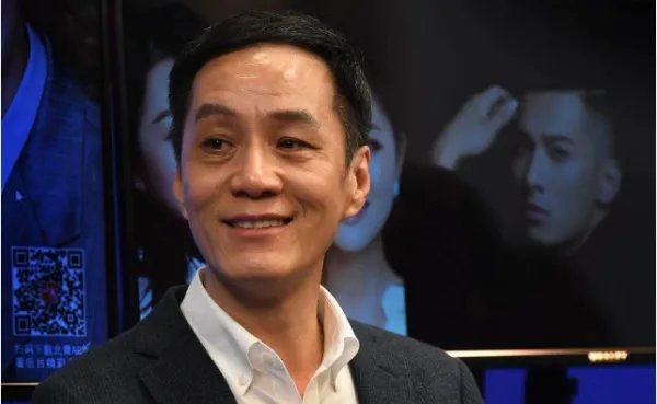 冯远征就任北京人艺第五任院长，他在演艺界的地位有多高？