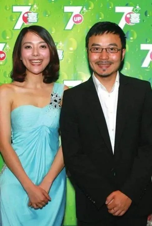 汪涵妻子疑成老赖？被强制执行标14w，曾被闺蜜骗走788万，你怎么看？