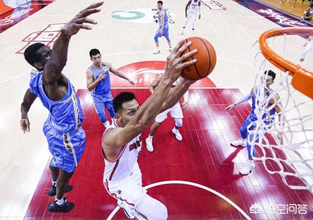 想红想疯了！那个发文鼓励首钢队员废掉阿联的记者是什么来历？