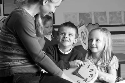 为什么很多家长都愿意倾家荡产育儿，让孩子们上私立学校？