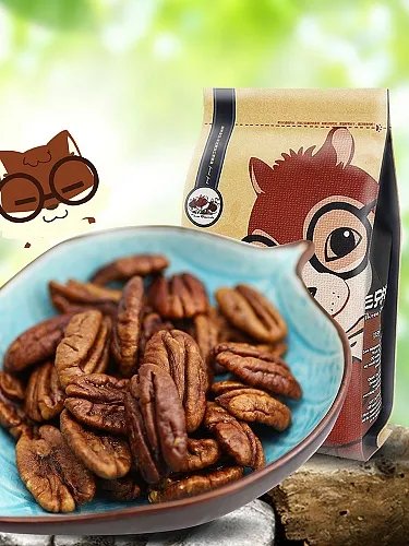 三只松鼠发了眯眯眼模特图后引发争议，大众为何接受不了这样的形象？