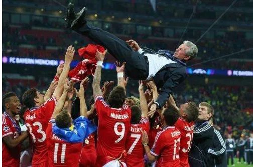 2012-2013欧冠16强的赛程表？