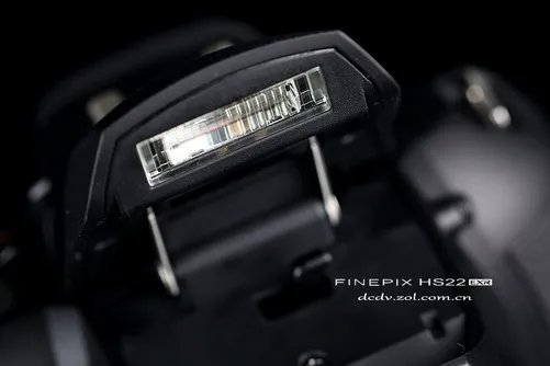 EXR CMOS重装上阵 富士HS22EXR评测首发
