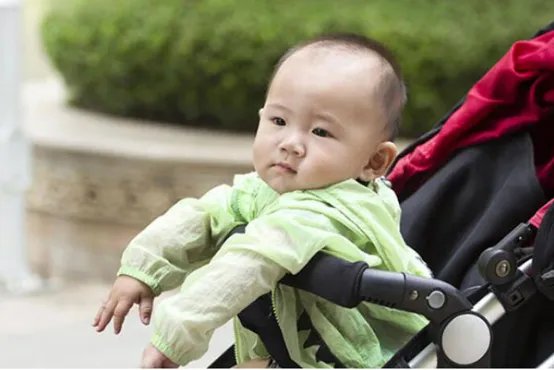 怎么判断小孩摔后没事